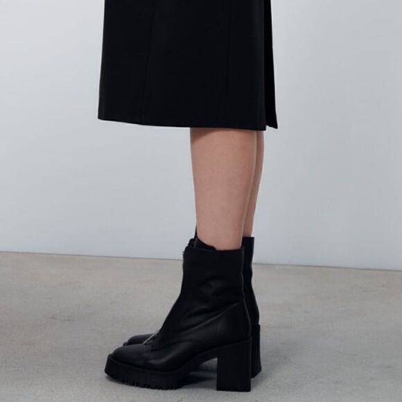 NWT Zara Zippered Leather Heeled Ankle Boots - Picture 6 of 10